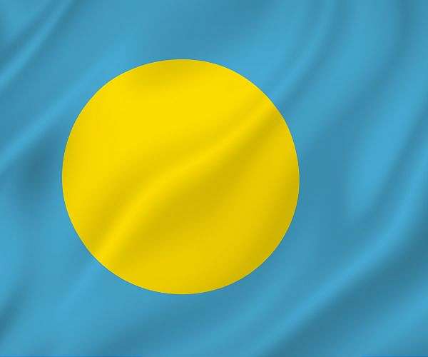 Palau leader in 'world first' underwater interview