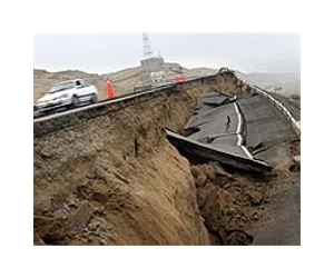 Frantic search for survivors as Chile quake toll tops 700