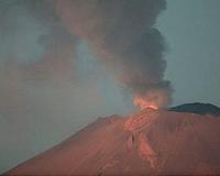 Volcanic ash forces Mexican airport closure