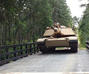 Greece examining 'free' US tank offer: army