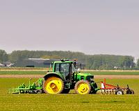 How NASA and John Deere Helped Tractors Drive Themselves