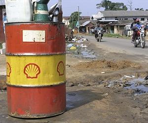 Nigerian oil output slumps