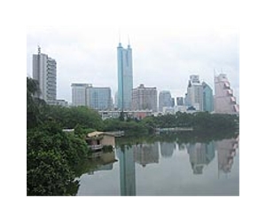 China's 'miracle' Shenzhen marks 30 years