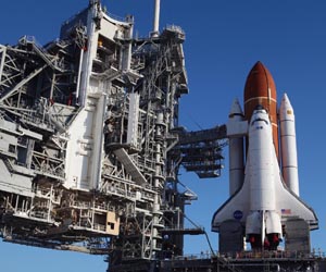 Shuttle Endeavour At Launch Pad Liftoff Practice Set