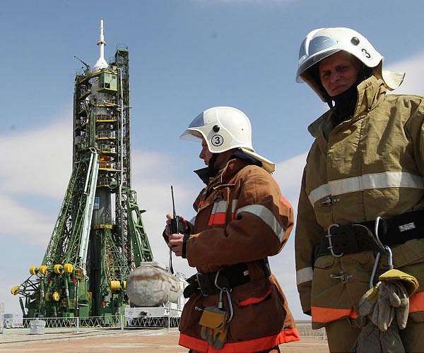 Russian Military Takes Command of Meridian-M Comms Satellite