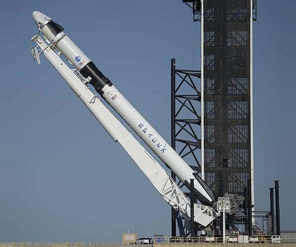 SpaceX rocket issue delays astronaut launch