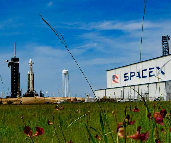 SpaceX misses attempt for record-breaking 'double-launch' attempt