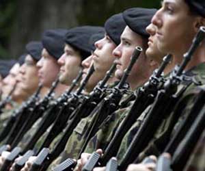 Swiss reject plan to scrap military draft