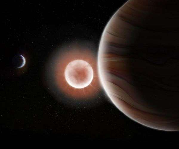 TOI-1453 system hosts contrasting super-Earth and low-mass sub-Neptune