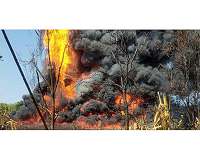 Thousands more evacuated from site of Indian oil-well blast
