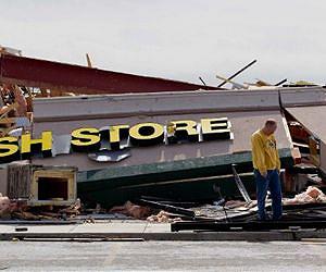 Six dead after more than 100 tornadoes hit US Midwest