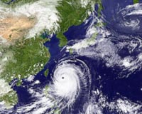 Cyclone barrels towards Japan's Okinawa