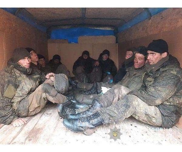 Putin visits 'hero' soldiers wounded in Ukraine