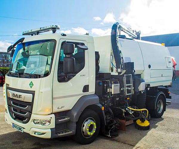 ULEMCo collaborates with JCB and Bucher to produce new hydrogen vehicle