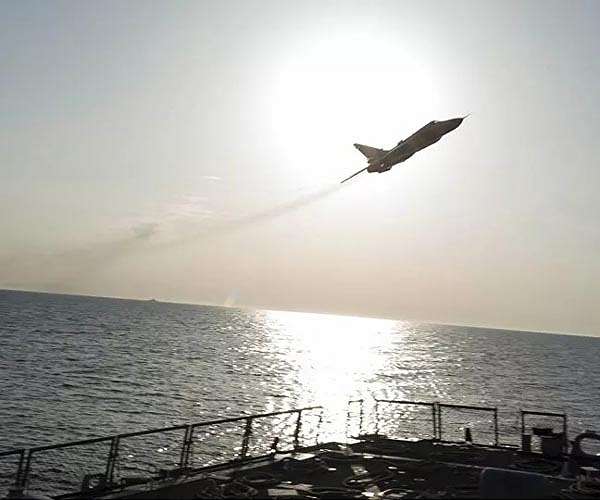 Sweden says Russian bomber violated its airspace