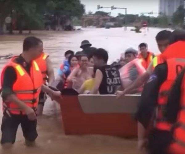 Record flooding hits Vietnam with 8 killed; Stranded hikers rescued near Everest