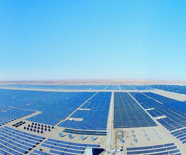 China to double wind, solar energy capacity by 2025