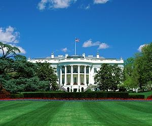 Outside View: Is anyone home at either end of Pennsylvania Avenue?